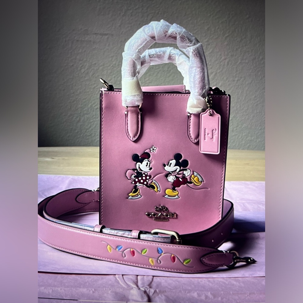 ⛸️❄️⛸️ DISNEY X COACH NORTH SOUTH MINI TOTE WITH ICE SKATE MOTIF ⛸️❄️⛸️ NWT ⛸️ - Picture 4 of 16